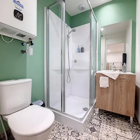 Les Arcades - Centre Апартаменты Миранд